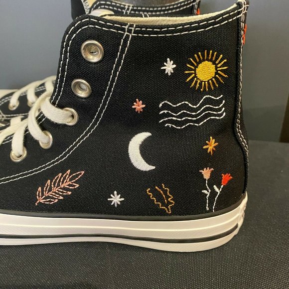 New Women's Converse CTAS 'It's Okay To Wander' - Picture 2 of 4